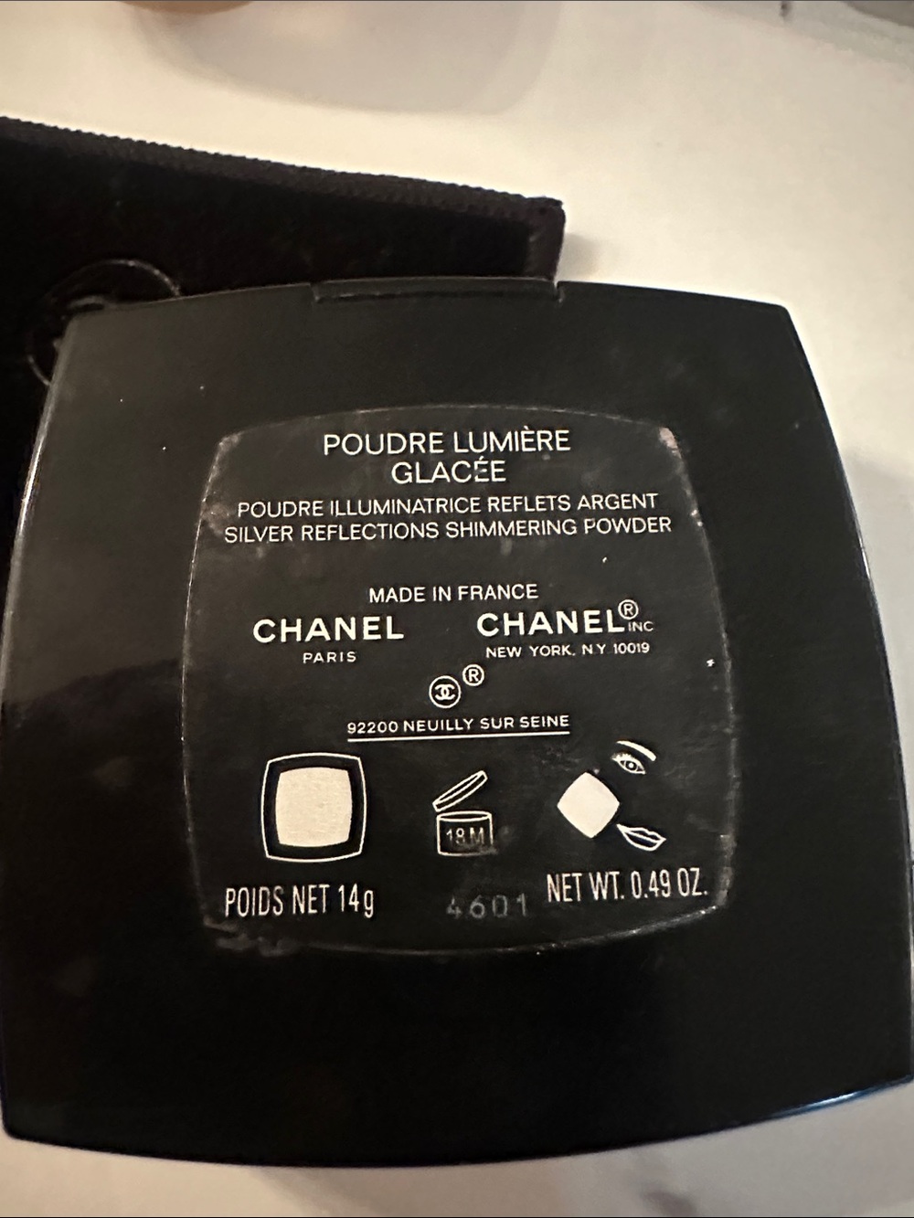 CHANEL Compact Powder Duo in White & Black Cases with Assorted Makeup - Picture 11 of 11